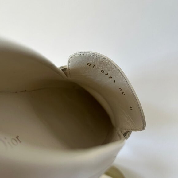 CHRISTIAN DIOR WHITE LEATHER LOAFERS - Picture 12 of 13